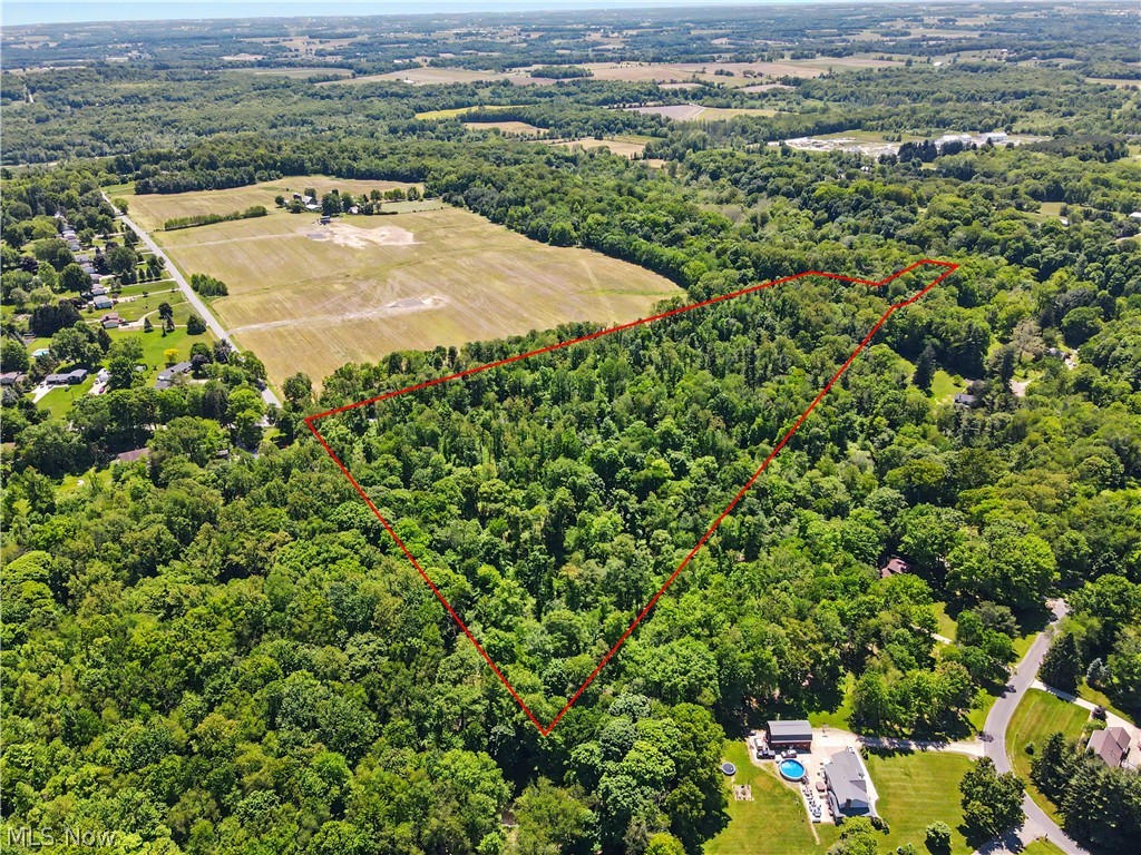 Clinton Road Property Photo 4