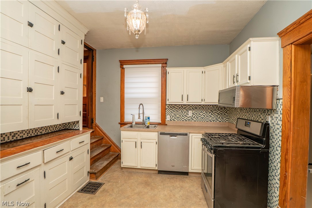 79 Beck Avenue Property Photo 18