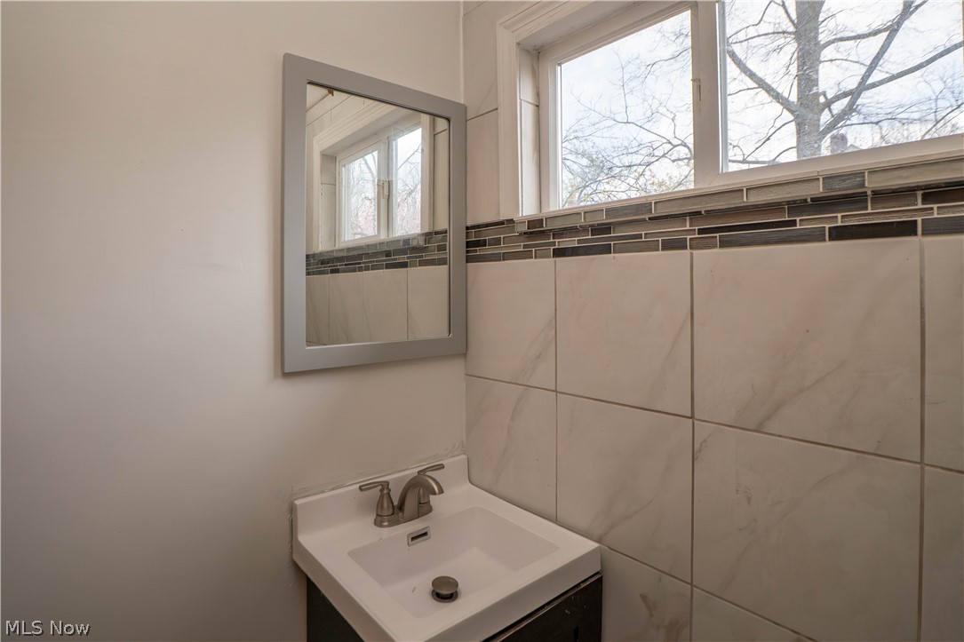 79 Beck Avenue Property Photo 24