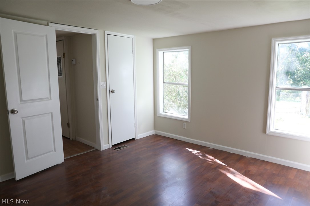 216 Young Lane Property Photo 8