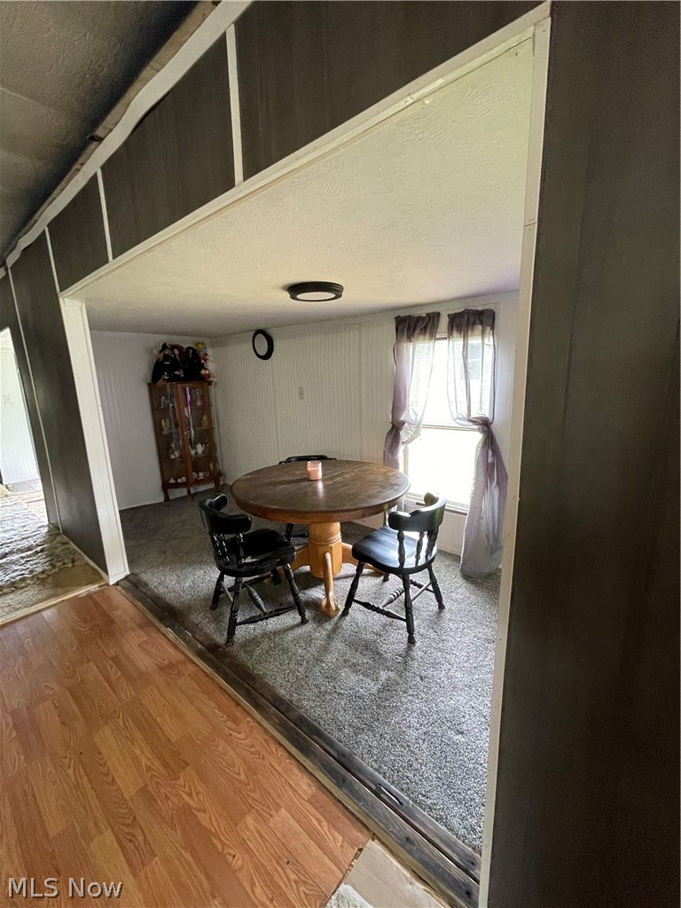 6411 Amanda Lane Property Photo 7