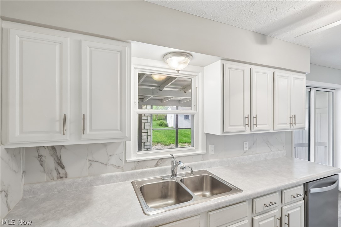 11605 Harold Drive Property Photo 11