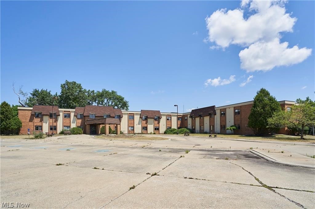 16231 Broadway Avenue Property Photo 5