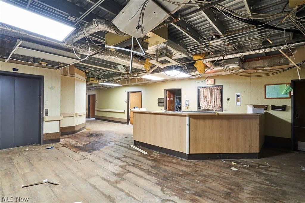 16231 Broadway Avenue Property Photo 20