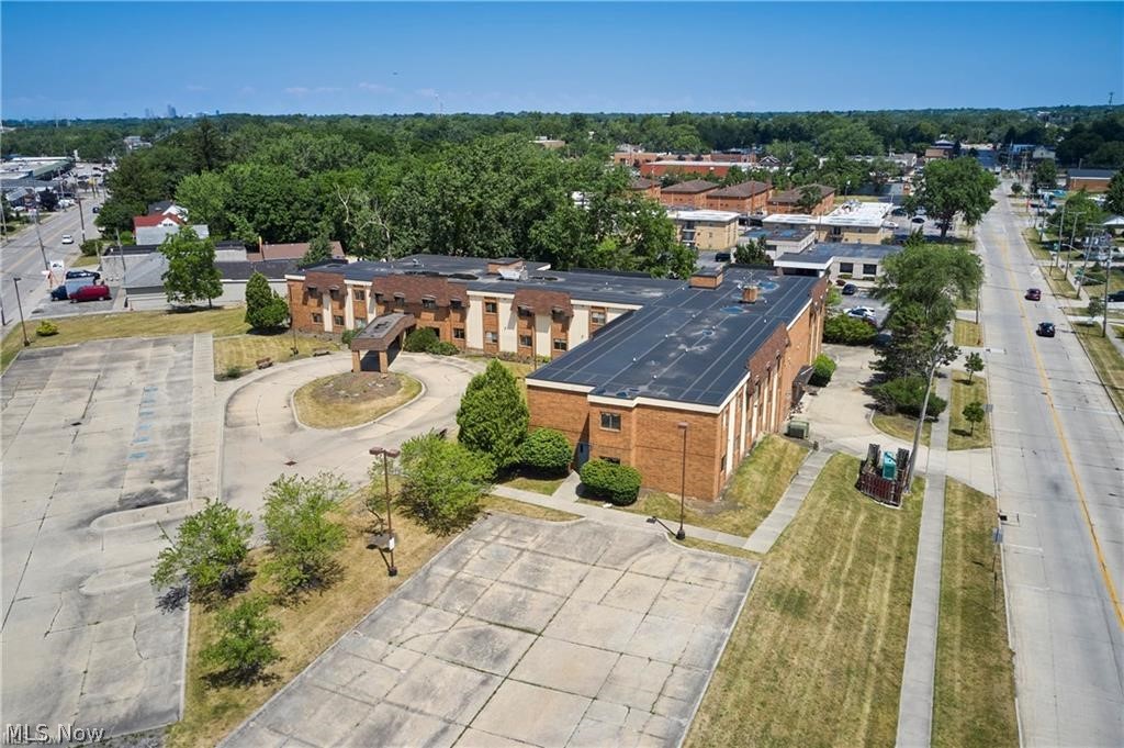 16231 Broadway Avenue Property Photo 35