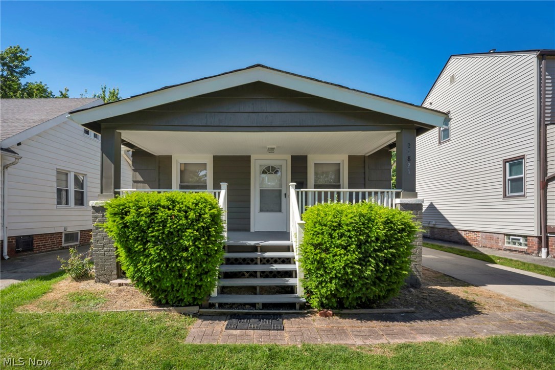 21821 Wilmore Avenue Property Photo 1