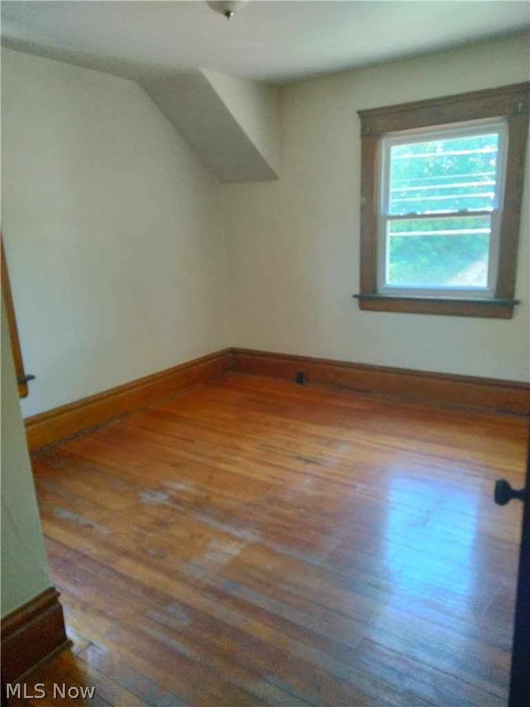 949 W Exchange Street Property Photo 7