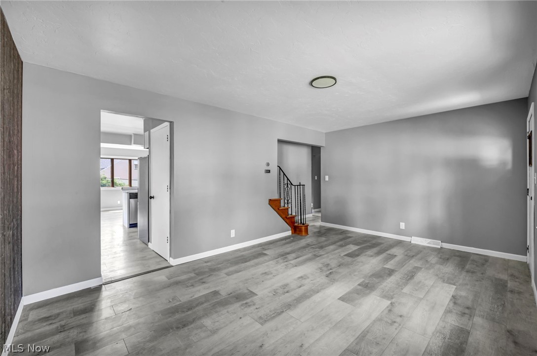 297 Paul Street Property Photo 7