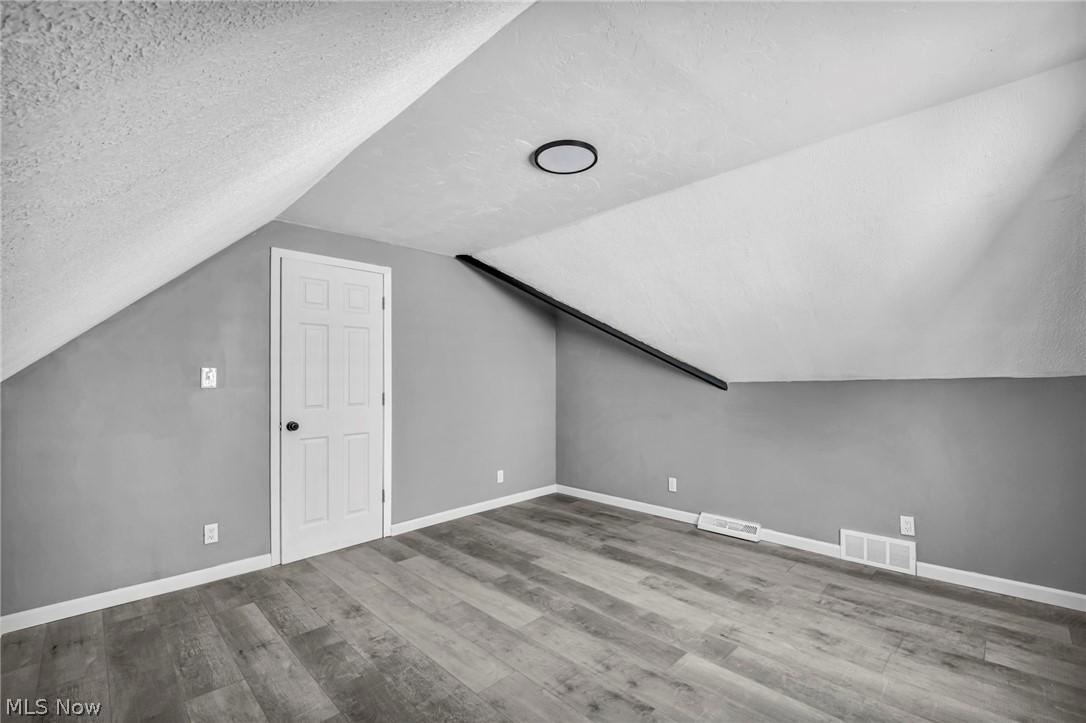 297 Paul Street Property Photo 20