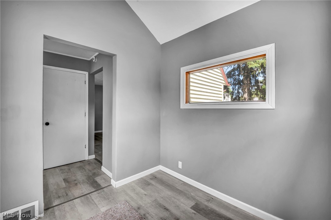 297 Paul Street Property Photo 35
