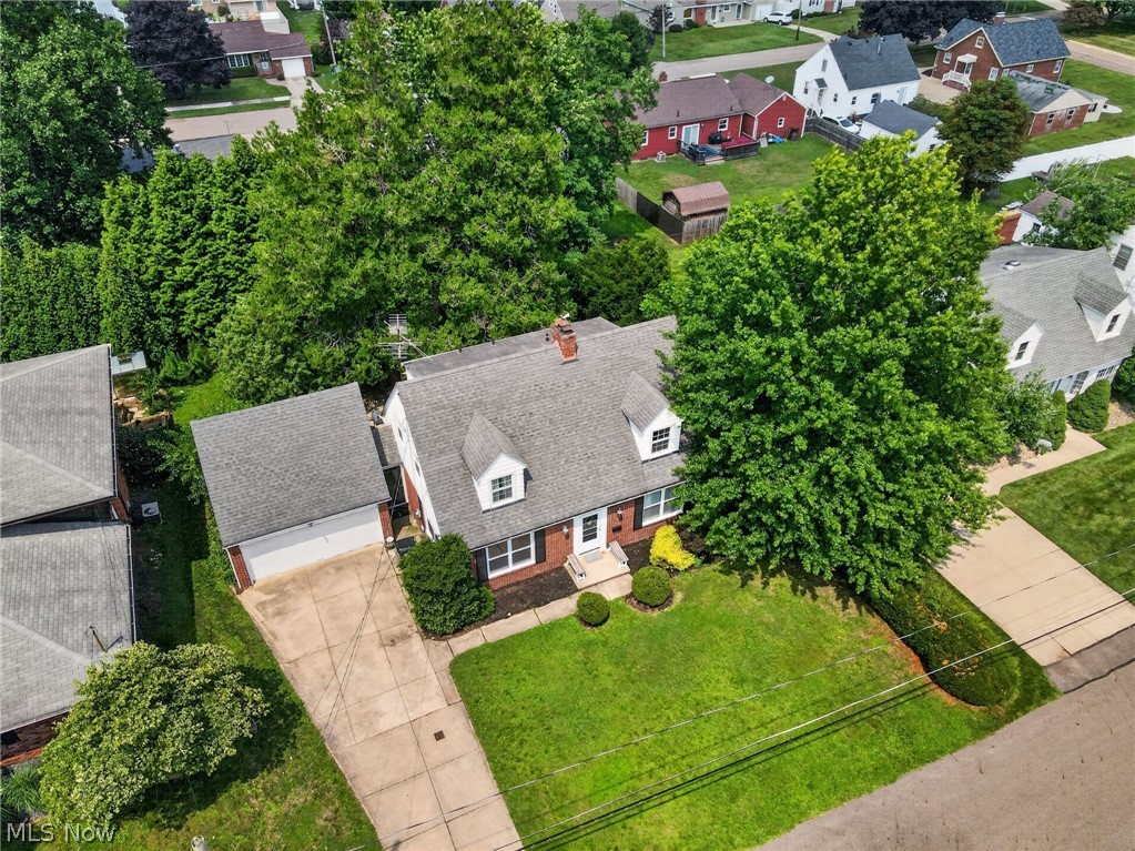 683 E Ford Avenue Property Photo 8