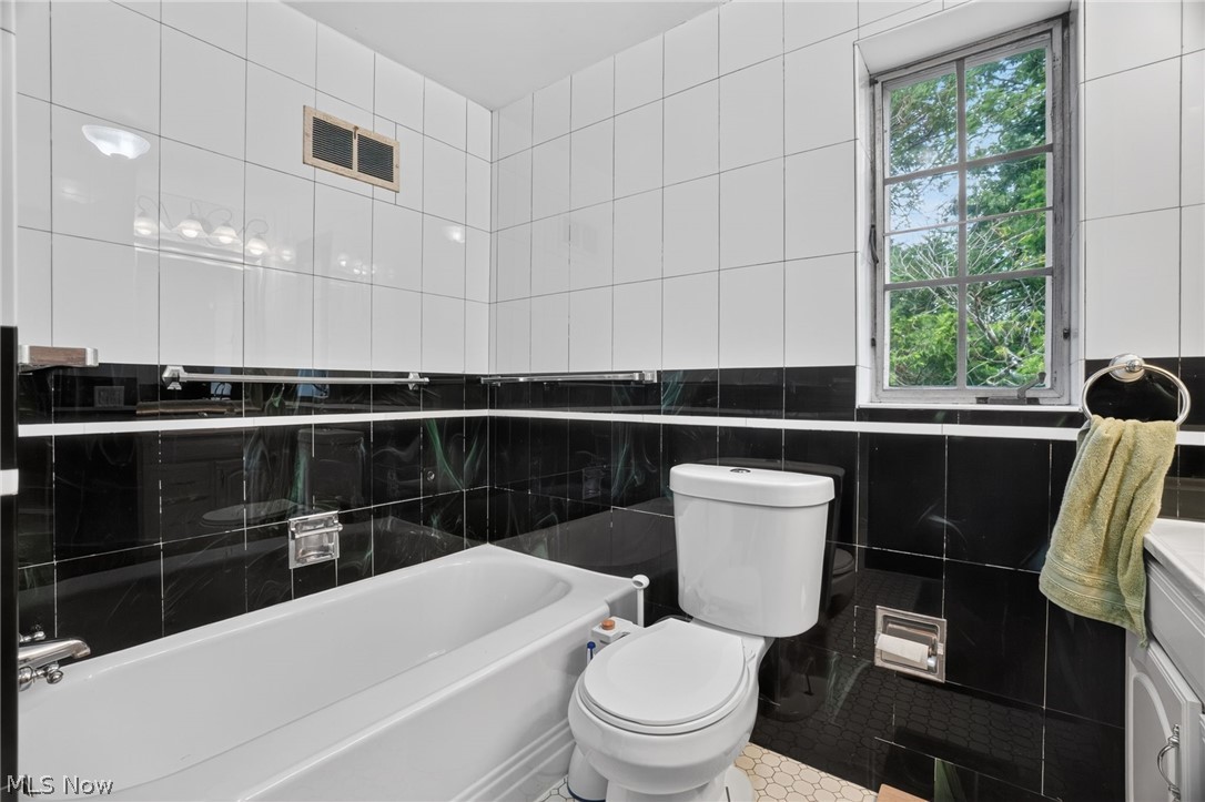 683 E Ford Avenue Property Photo 37