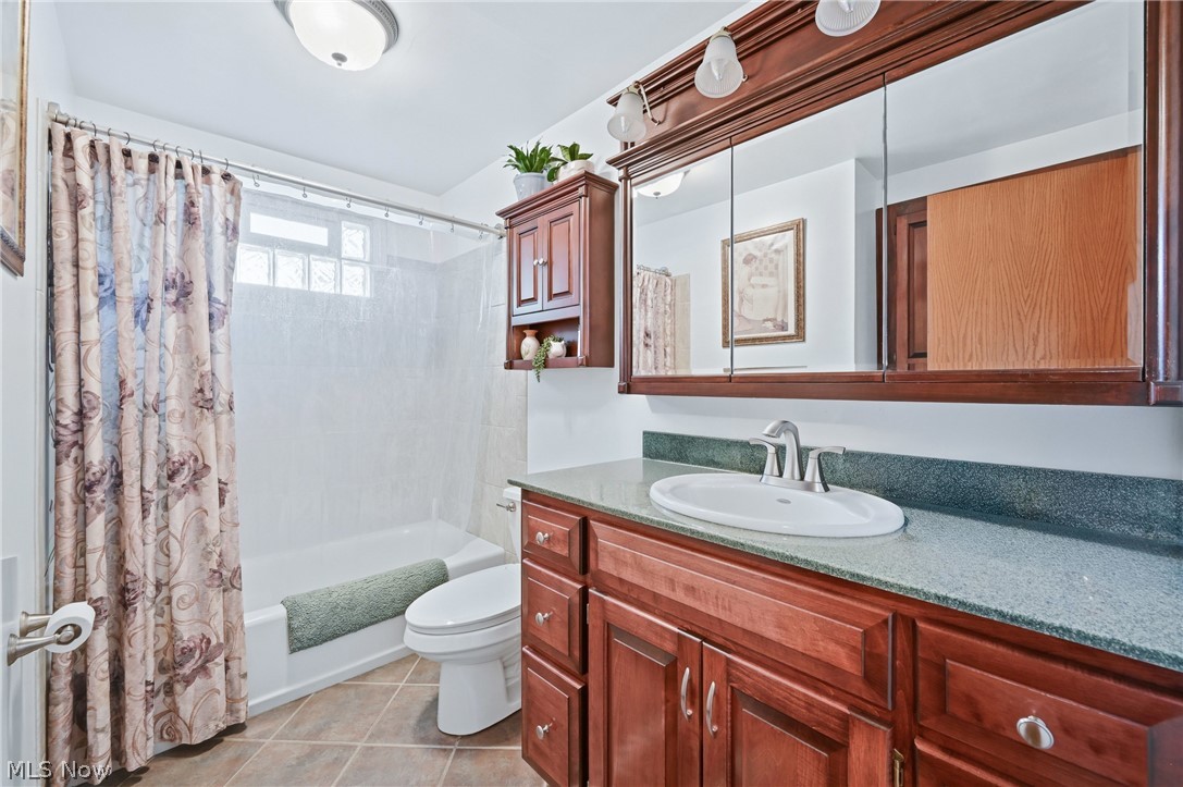 934 Larkridge Avenue Property Photo 27
