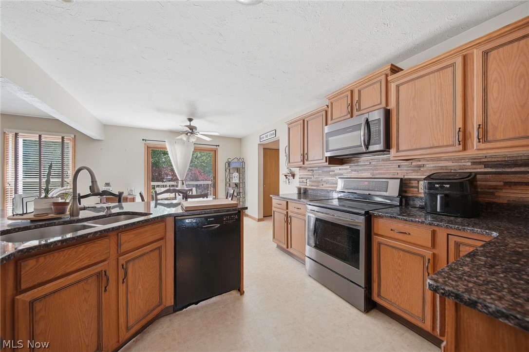 3021 Duquesne Drive Property Photo 8