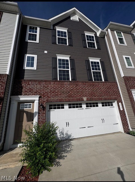 4045 N Steels Circle Property Photo 1