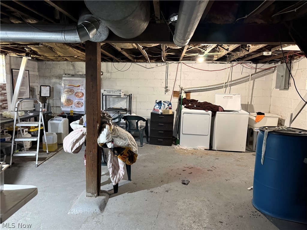 869 Berwin Street Property Photo 16
