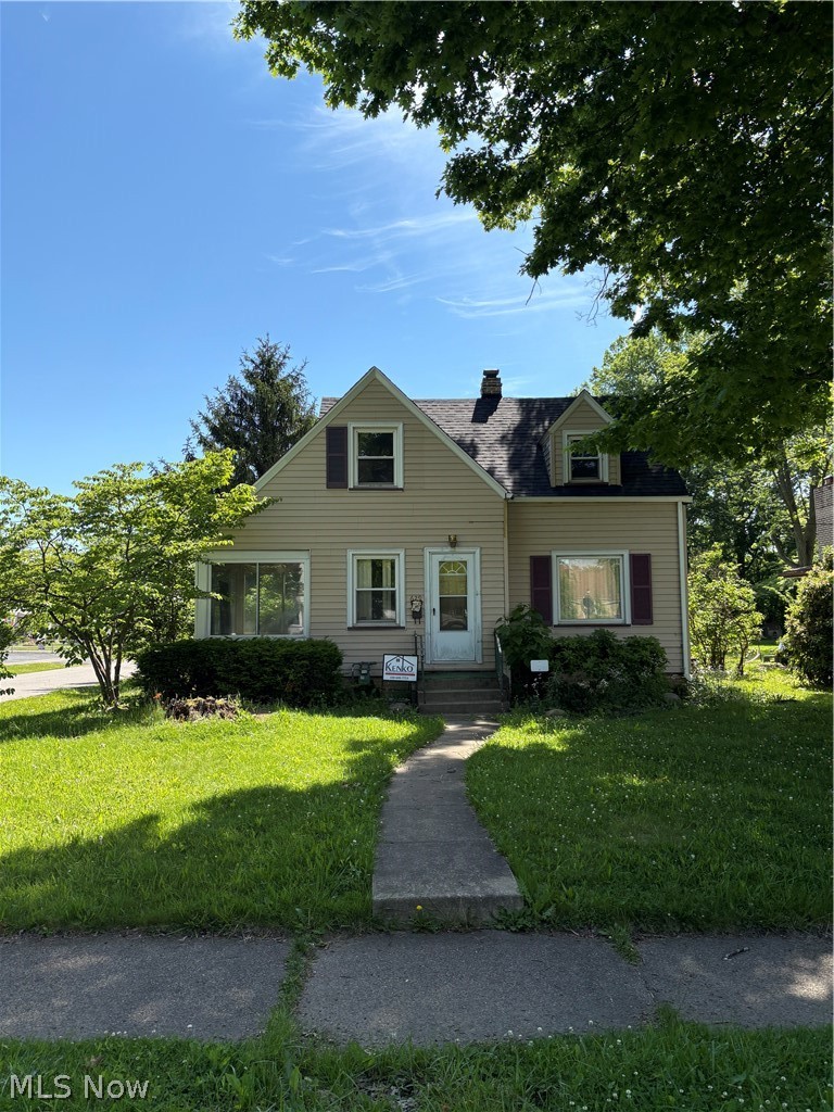 629 Se Willard Avenue Se Property Photo 1