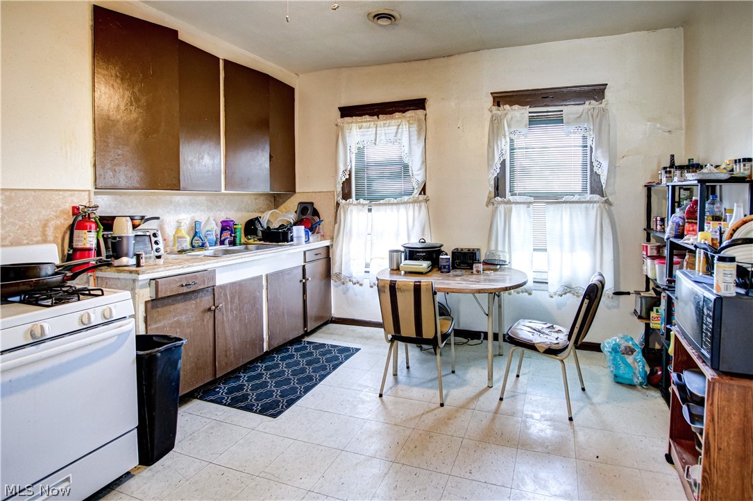 6602 Harvard Avenue Property Photo 18