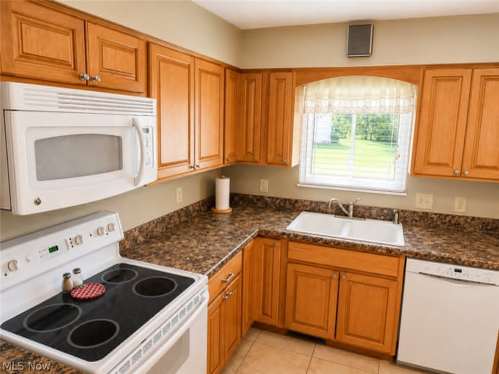 14598 S Gateway Drive Property Photo 6