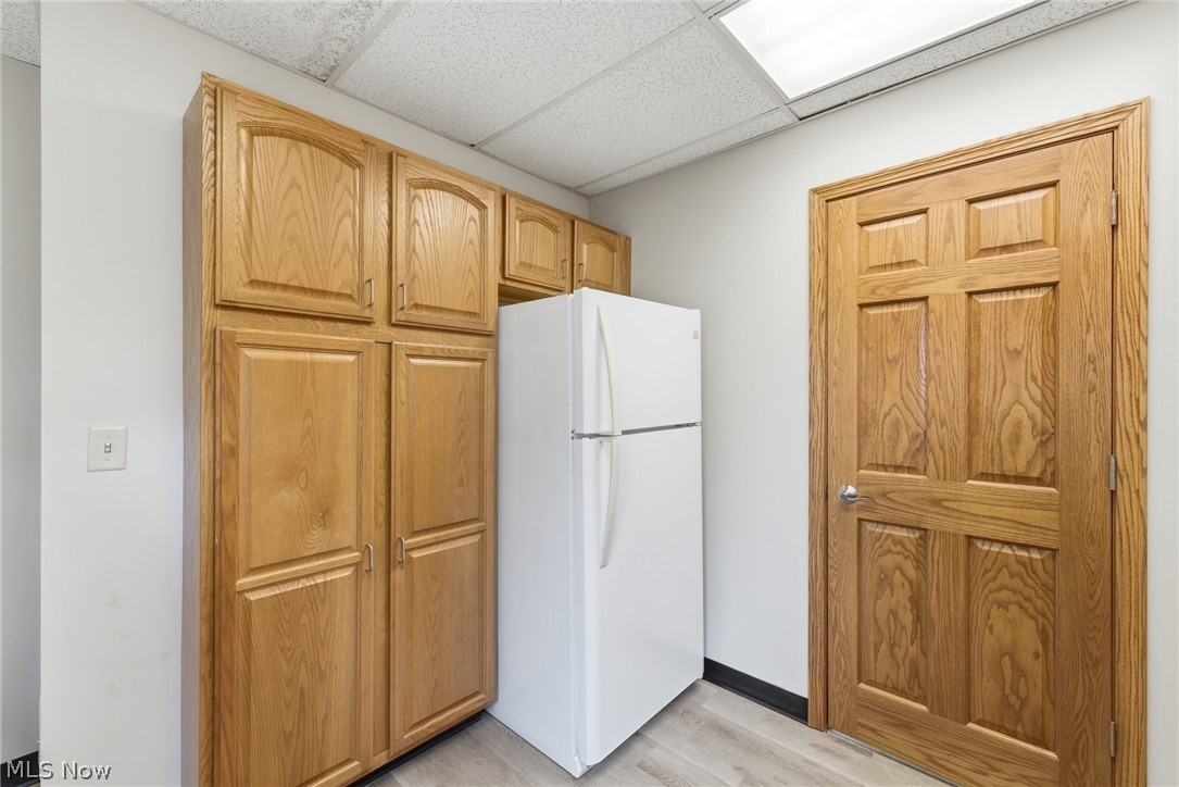 1221 S Trimble Road Property Photo 21