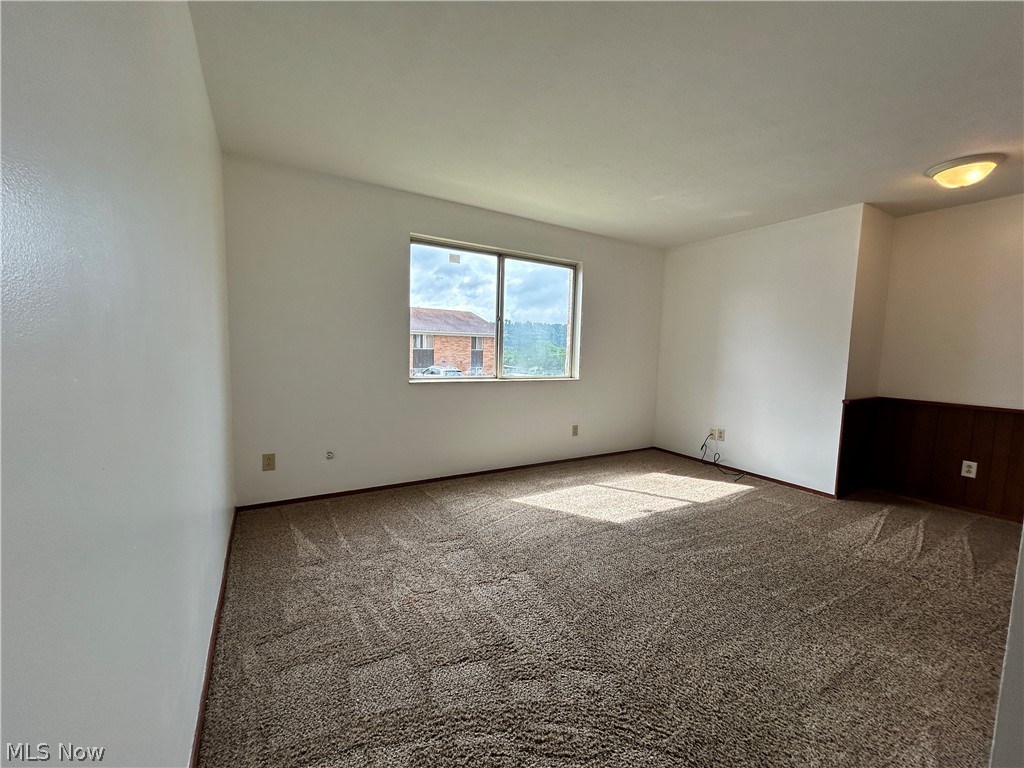 200 W 36th Street 18 Property Photo 4