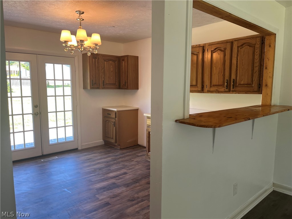2655 Pine Ridge Road Property Photo 6