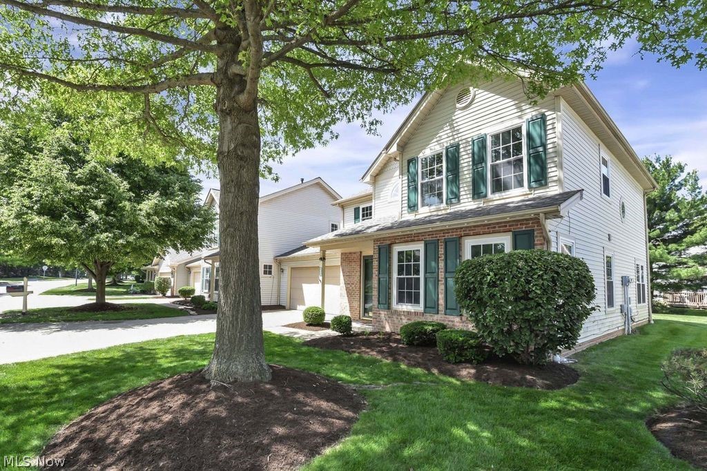 6804 Meadow Lane Property Photo 3