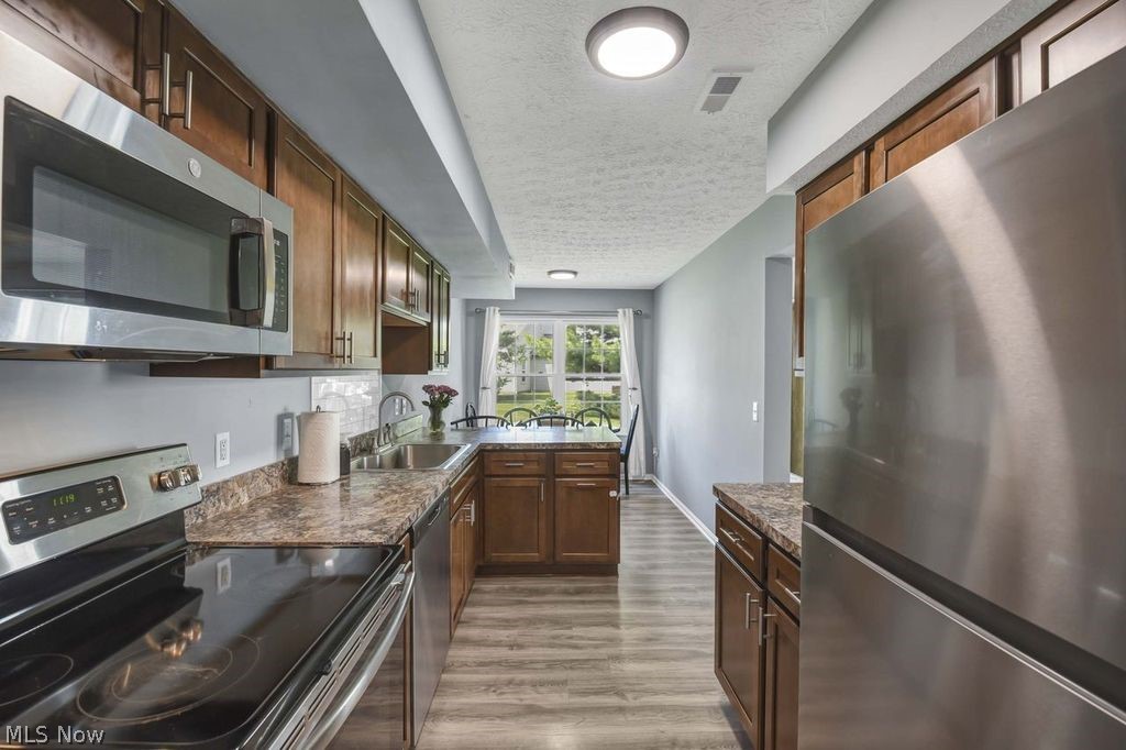 6804 Meadow Lane Property Photo 16
