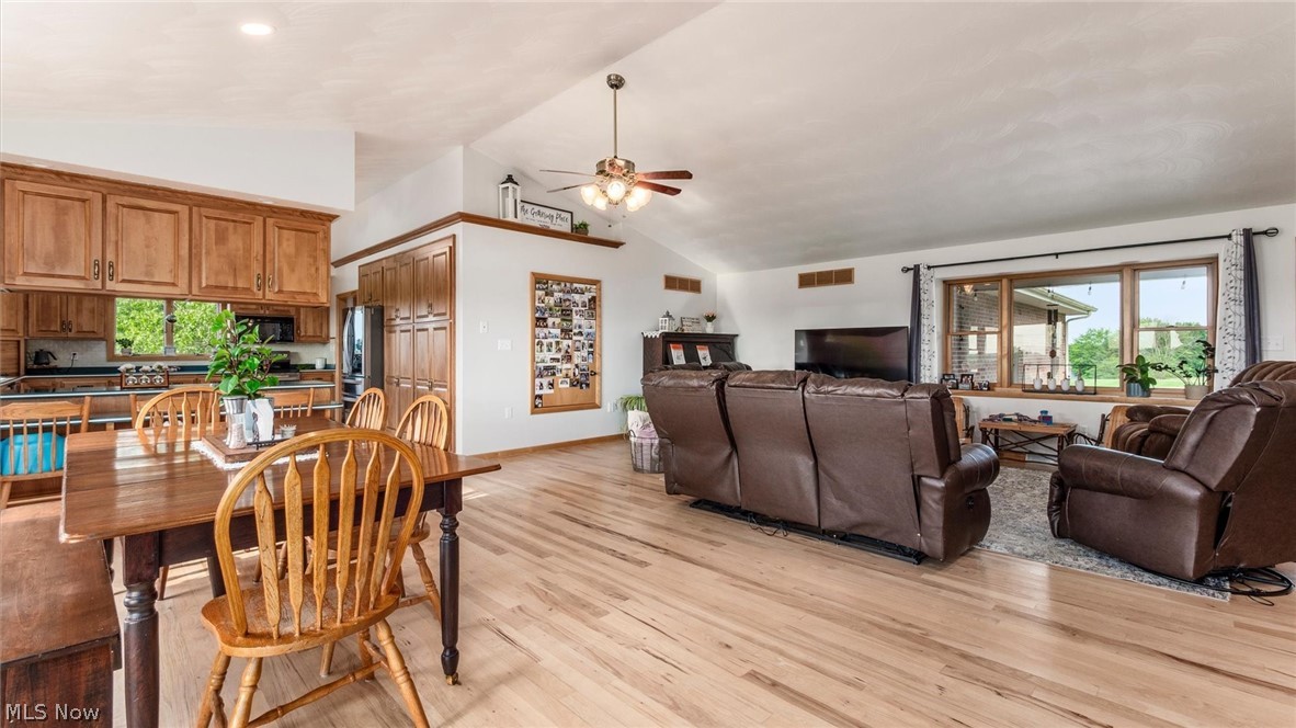 10550 Amish Ridge Road Property Photo 13
