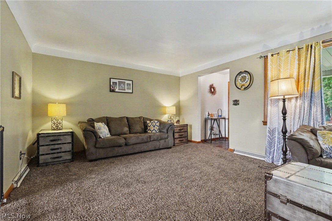 577 Geneva Avenue Property Photo 14