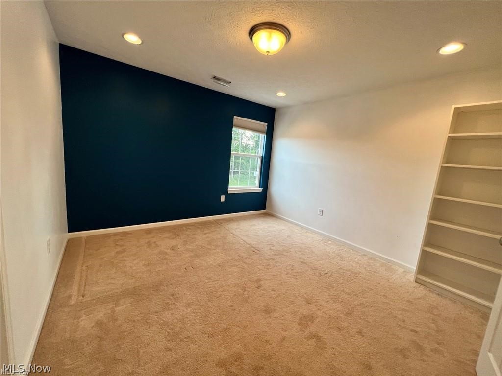 10454 Dogwood Drive Property Photo 13