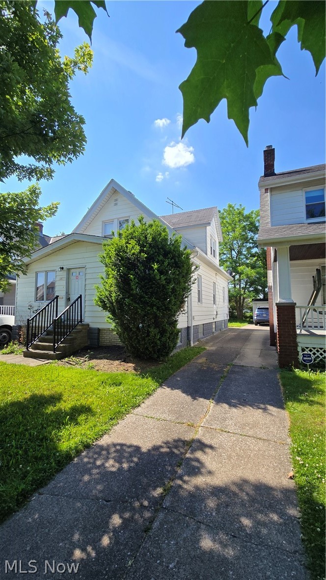 19600 Ormiston Avenue Property Photo 9