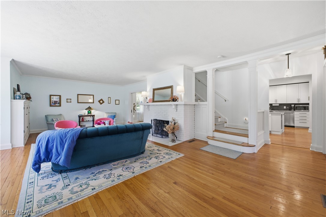 12 Riverside Drive Property Photo 6