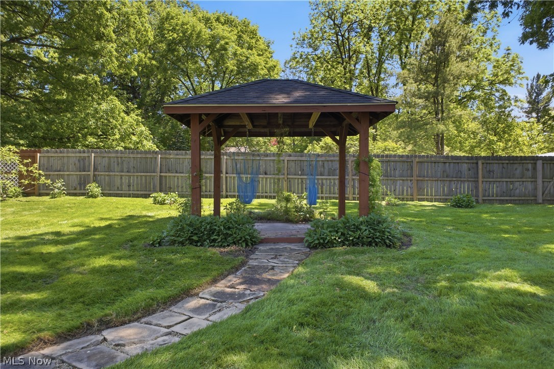 12 Riverside Drive Property Photo 36