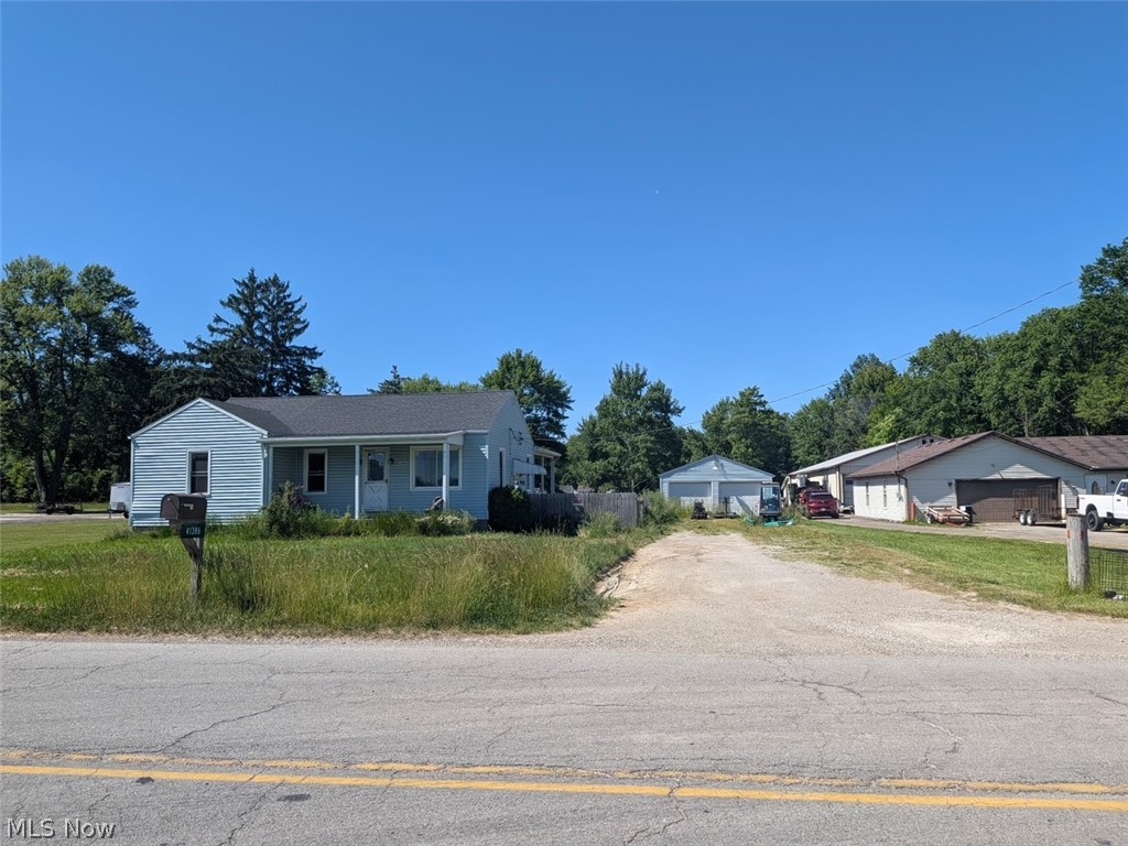 41386 Schadden Road Property Photo 1