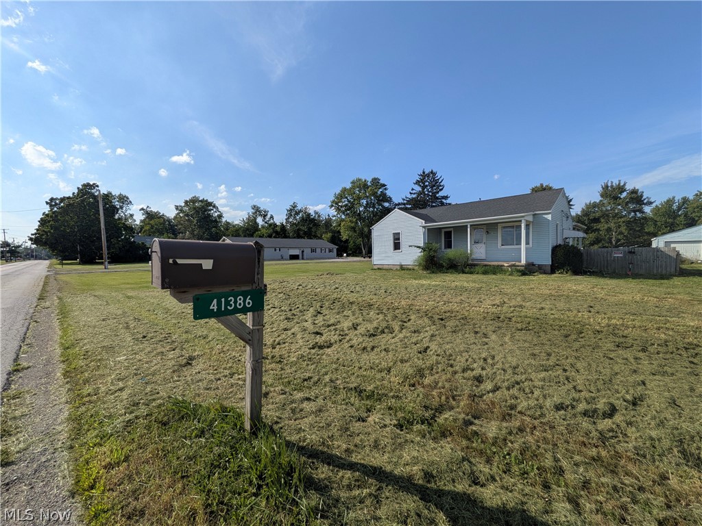 41386 Schadden Road Property Photo 1