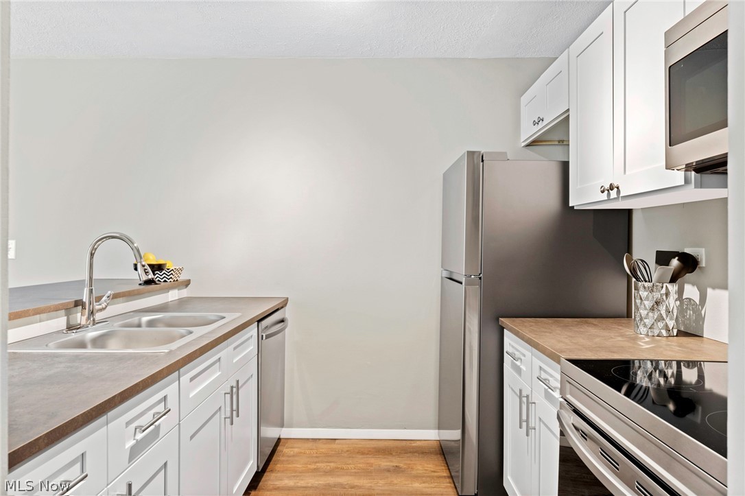 10524 Clifton Boulevard 201 Property Photo 7