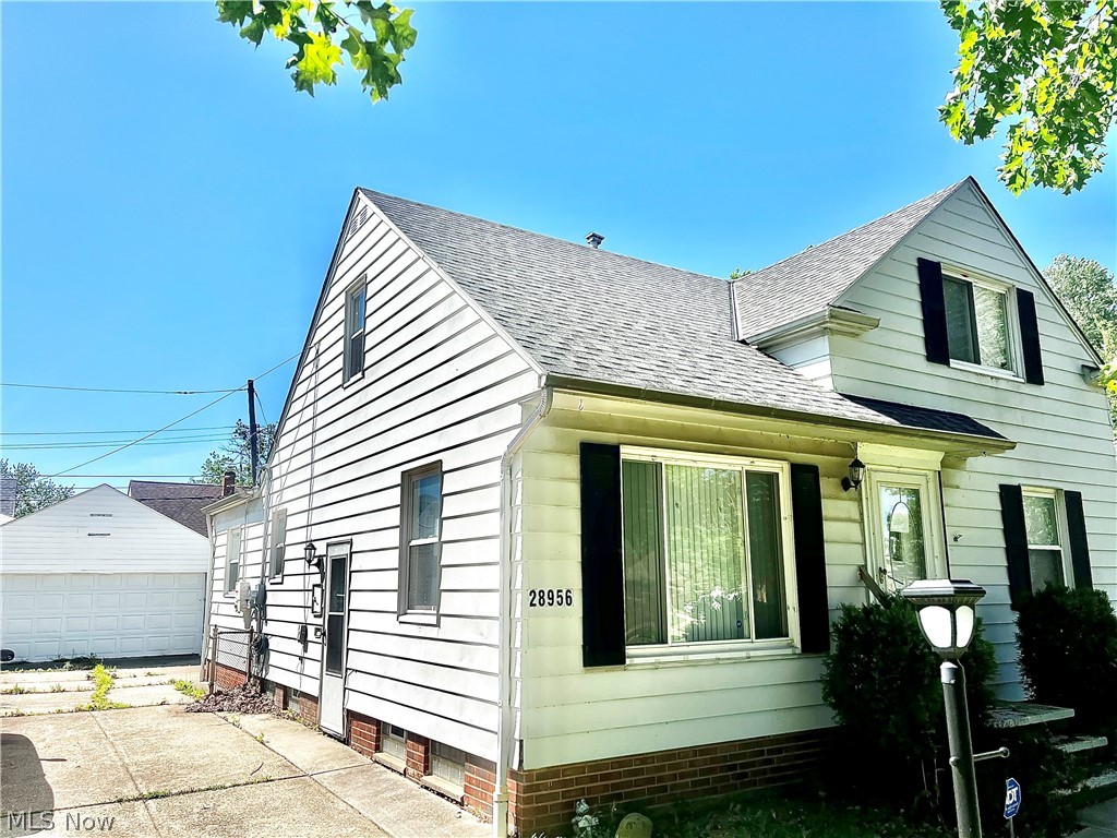 28956 Weber Avenue Property Photo 2