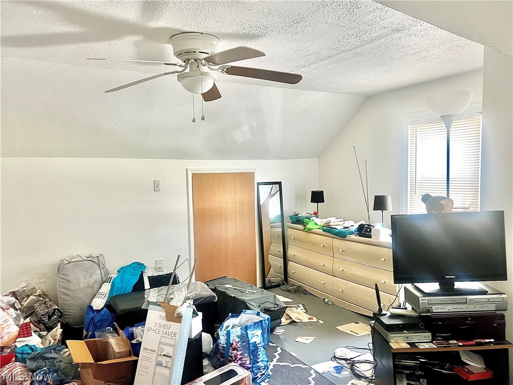 28956 Weber Avenue Property Photo 13