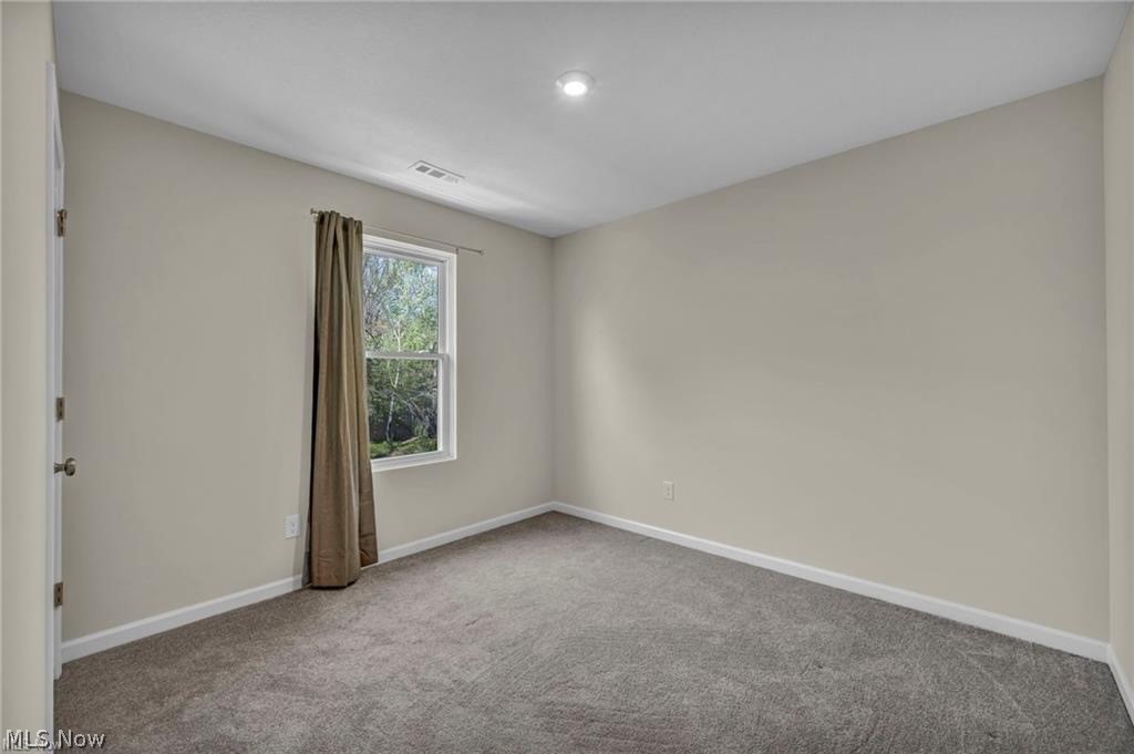 189 Alexander Drive Property Photo 15