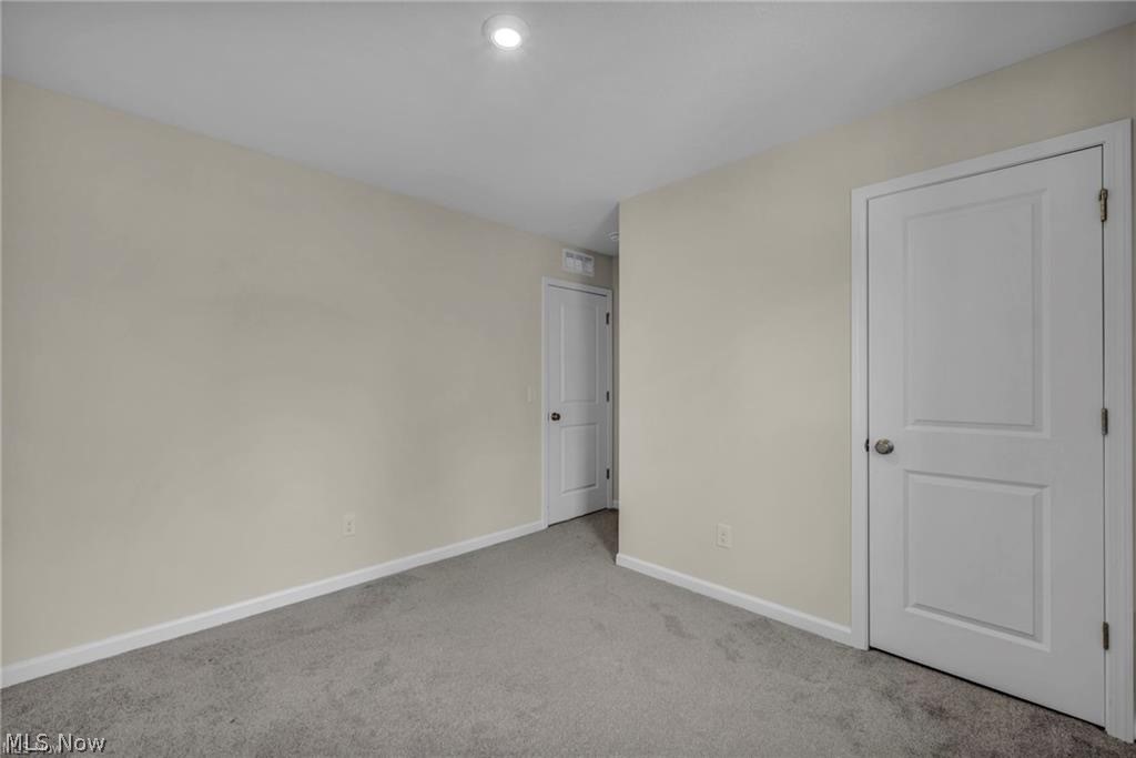 189 Alexander Drive Property Photo 16