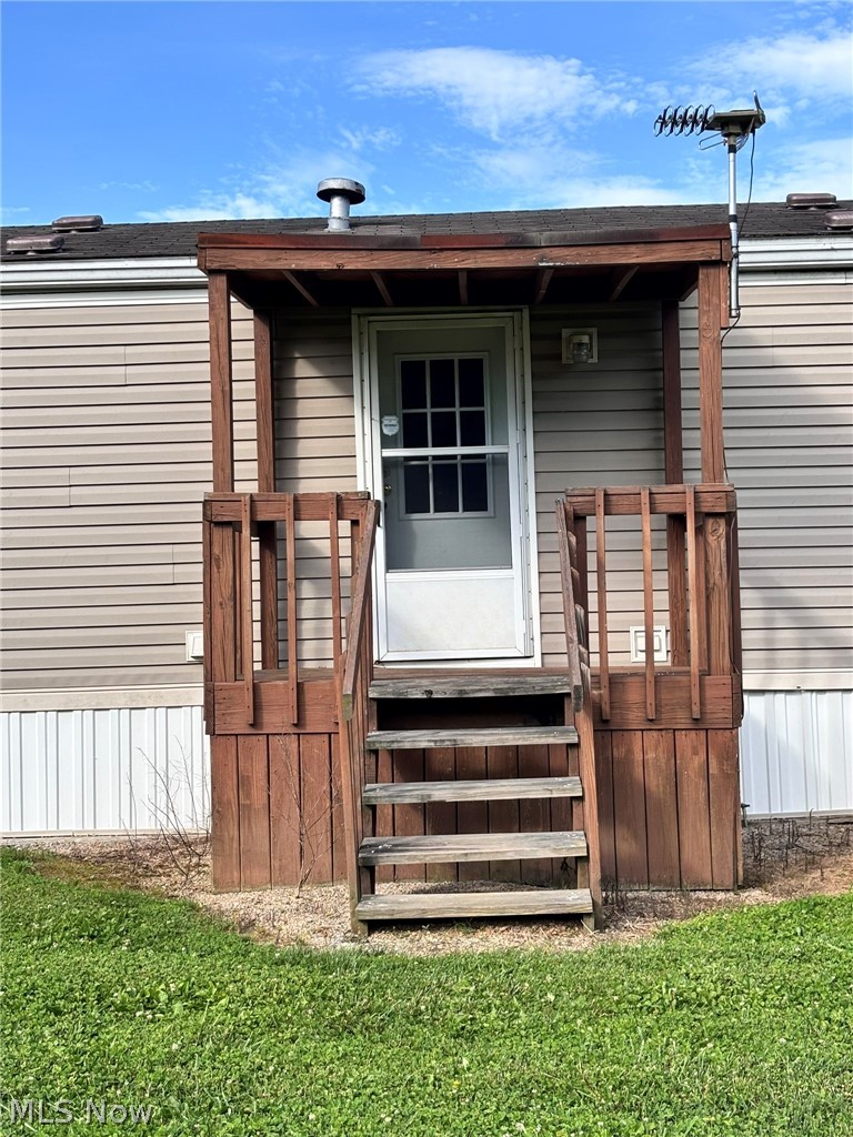10635/10665 Old River Road Property Photo 18