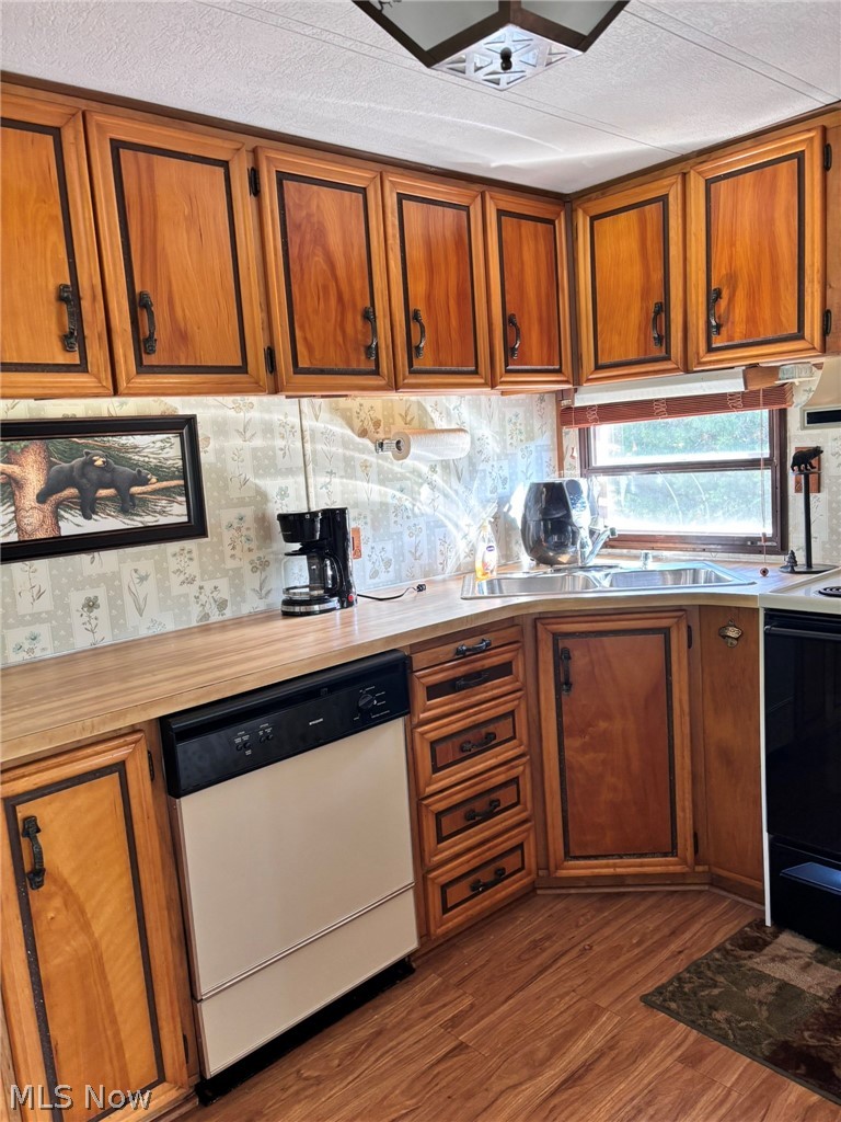 10635/10665 Old River Road Property Photo 22