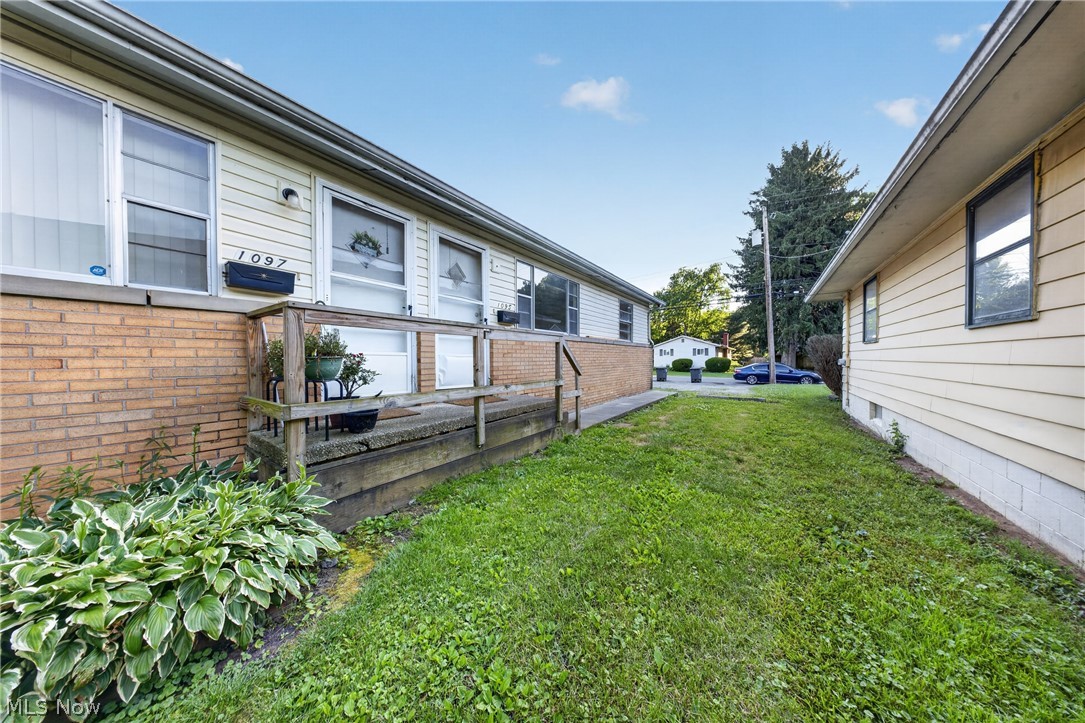 1095 Saint Michaels Avenue Property Photo 17