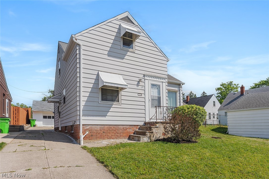 11301 Mountview Avenue Property Photo 1