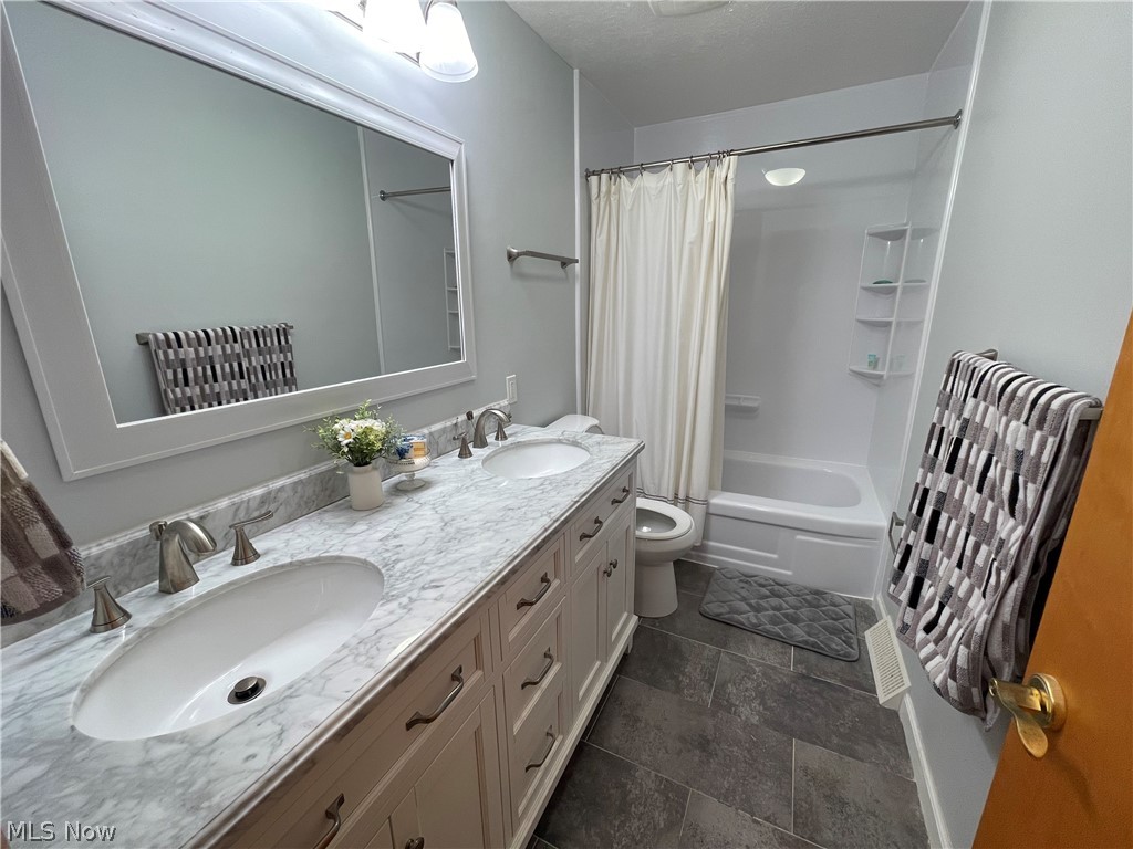 7947 Orianna Street Property Photo 23