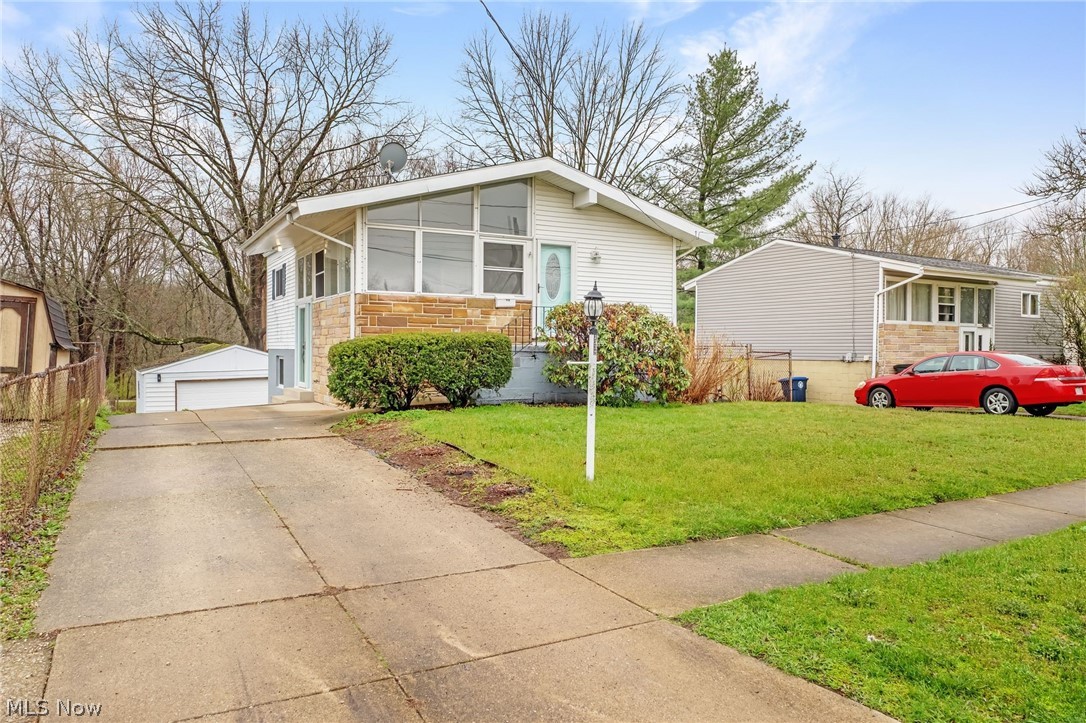 1332 Carnegie Avenue Property Photo 2