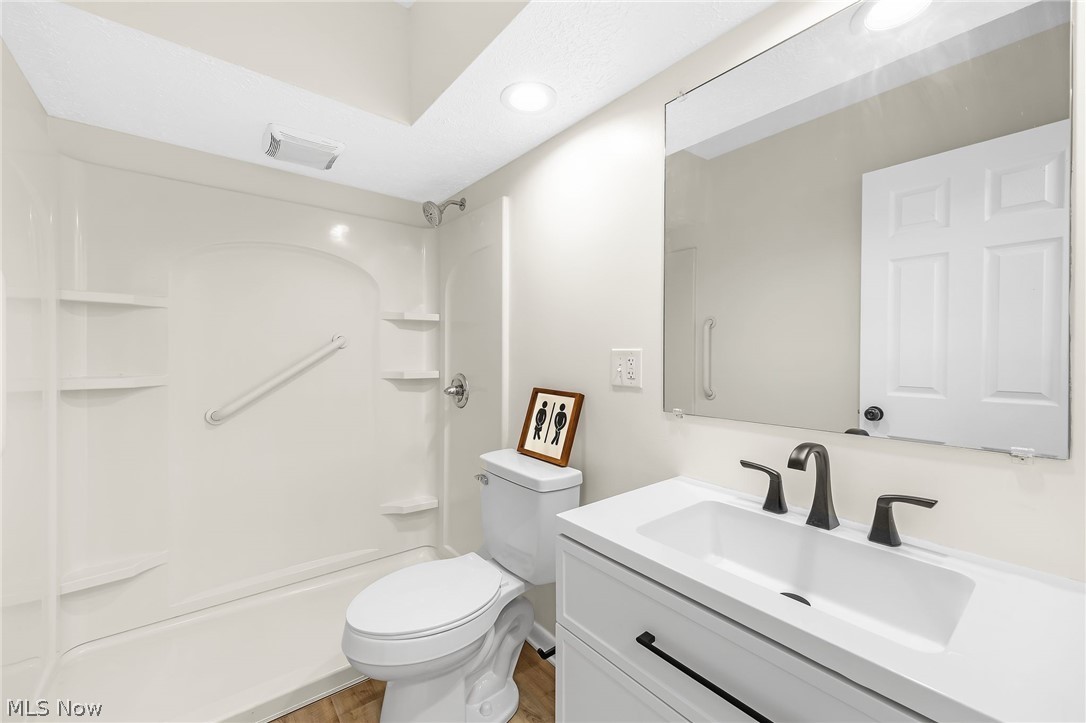 1332 Carnegie Avenue Property Photo 16