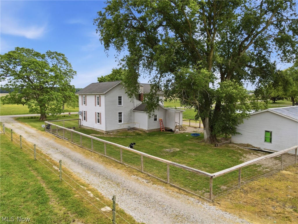 6246 Slater Road Property Photo 5