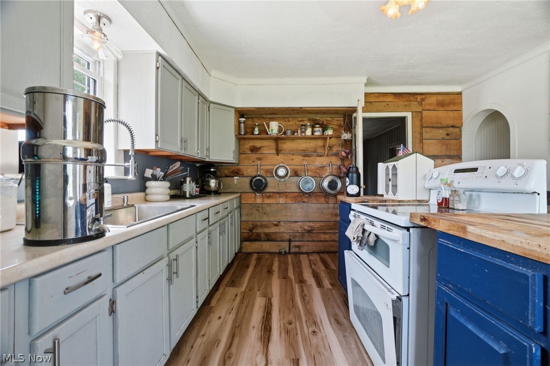6246 Slater Road Property Photo 14